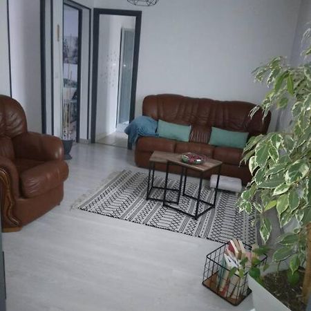 Appartement Cosy Avec Terrasse Vaux-Sur-Seine Dış mekan fotoğraf